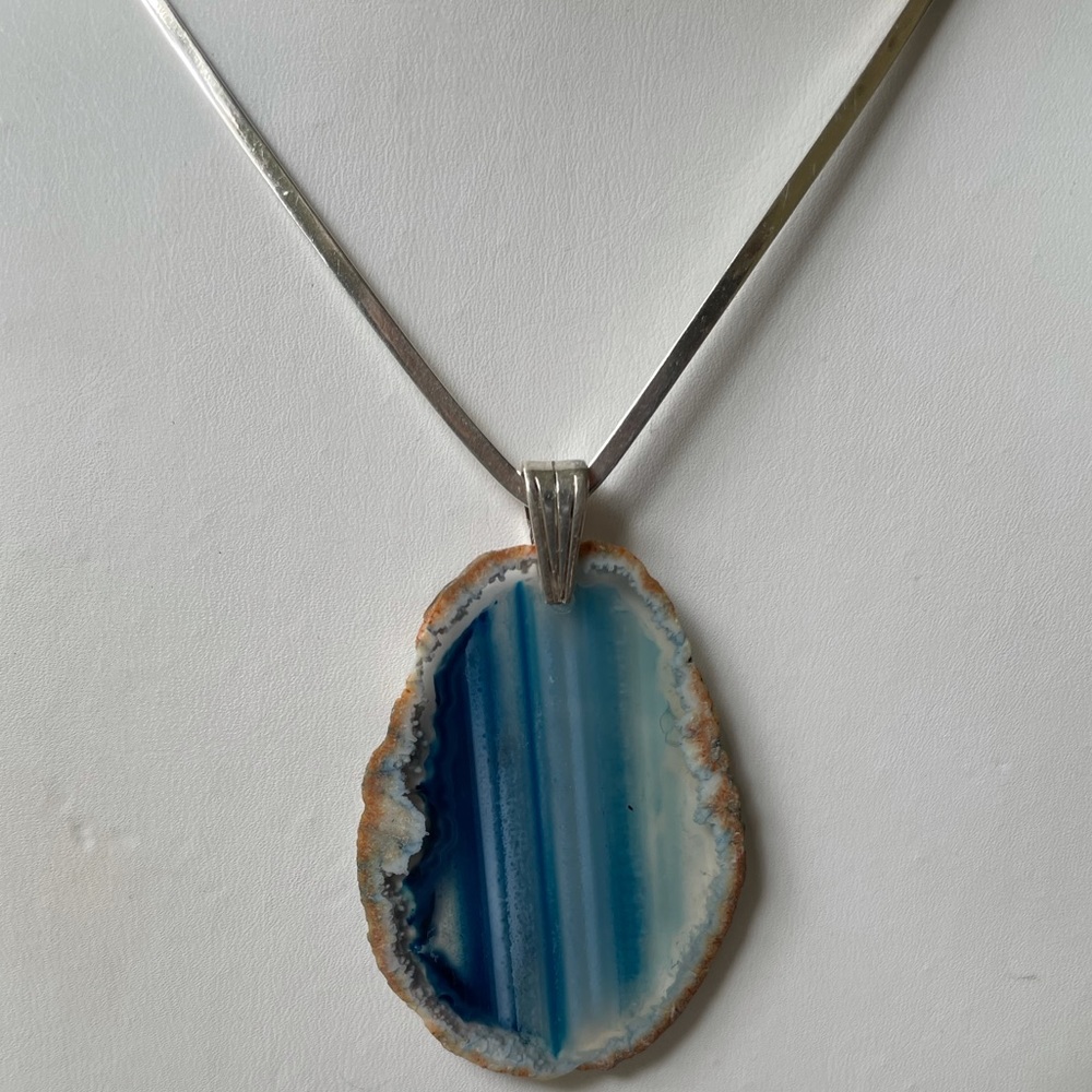 Agate Sterling Silver Pendant - Picture 3 of 10